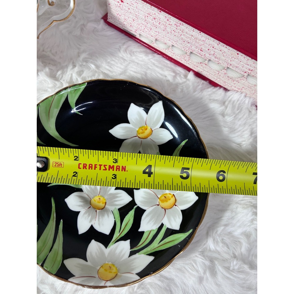 Daffodil Tuscan Fine English Bone China Tea Cup Saucer Black White Floral - Picture 3 of 11